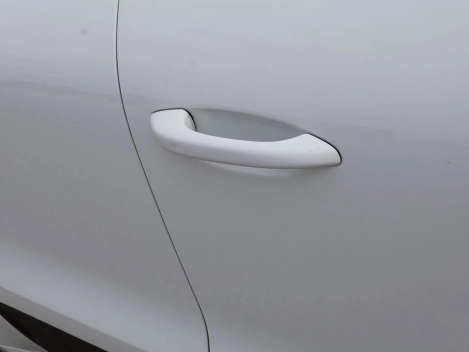 2024 Porsche Macan S - Image 16 of 20