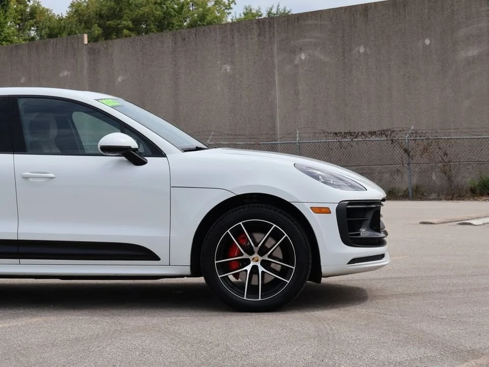 2024 Porsche Macan S - Image 10 of 20