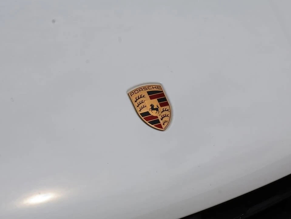 2024 Porsche Macan S - Image 13 of 20