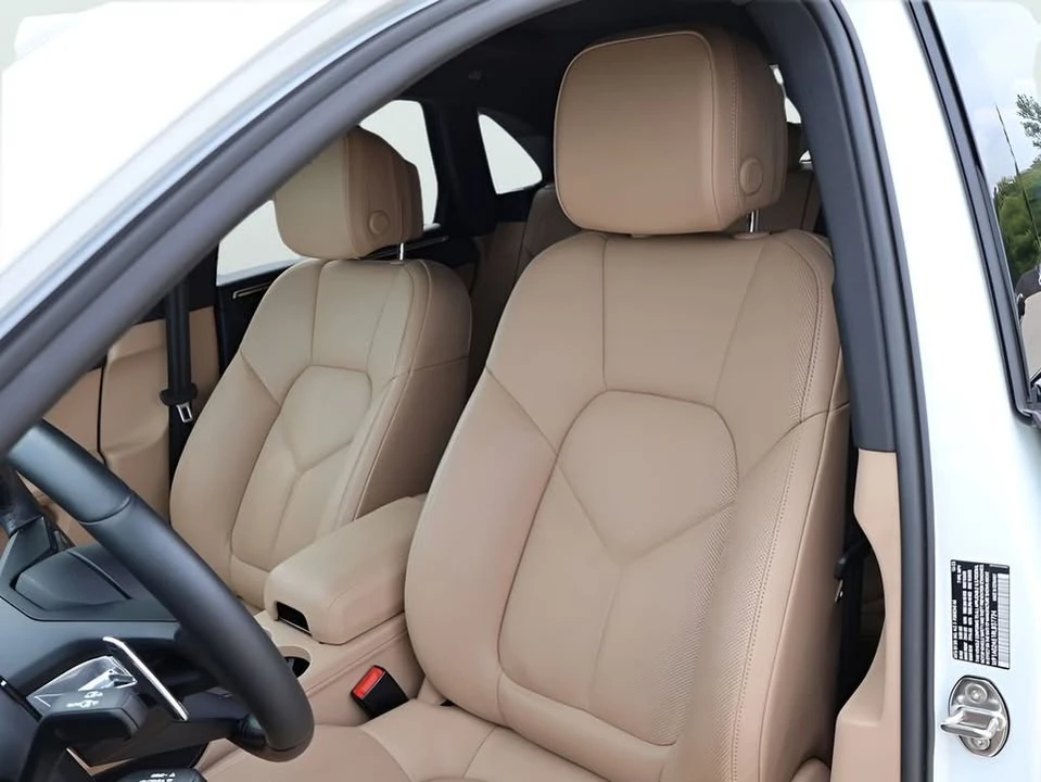 2024 Porsche Macan S - Image 5 of 20