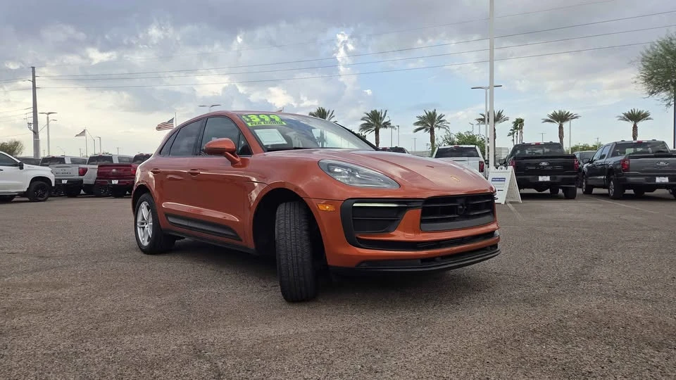 2024 Porsche Macan S - Image 2 of 20