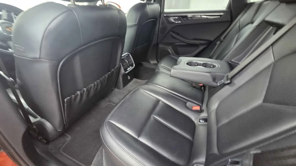 2024 Porsche Macan S - Image 11 of 20