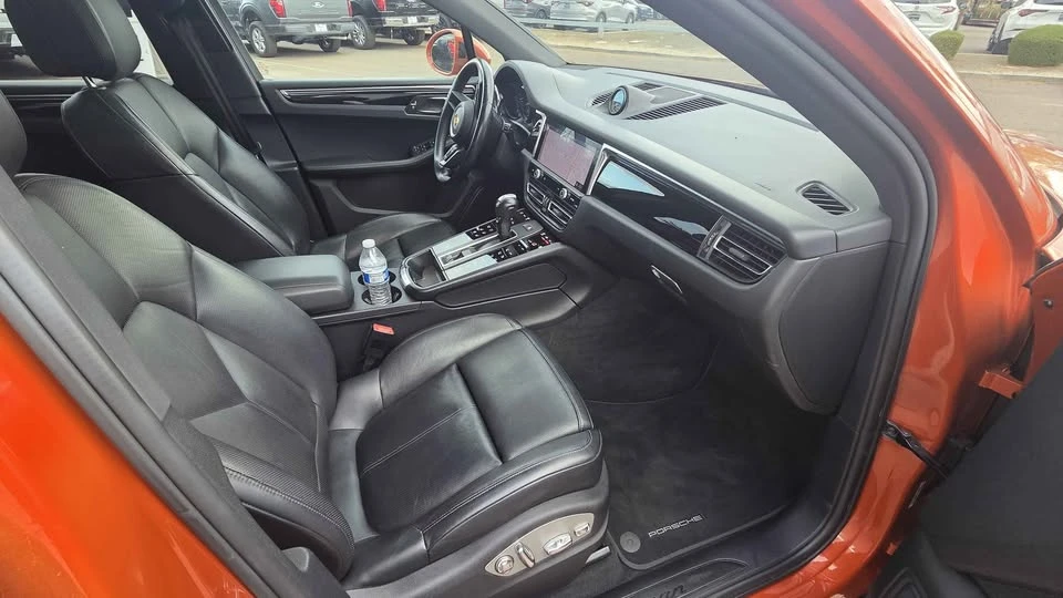 2024 Porsche Macan S - Image 14 of 20