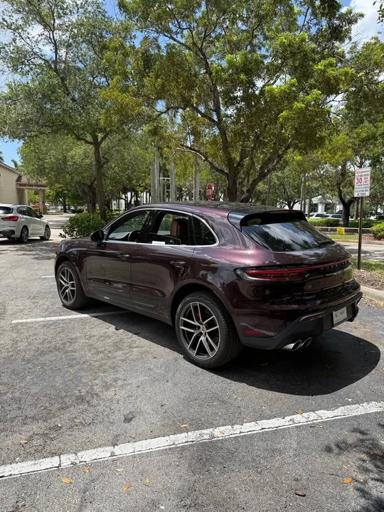 2024 Porsche Macan S - Image 10 of 19
