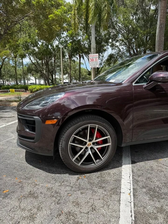 2024 Porsche Macan S - Image 12 of 19