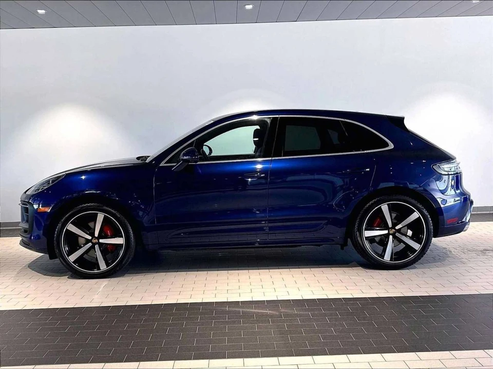 2024 Porsche Macan S - Image 2 of 4