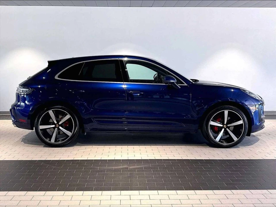 2024 Porsche Macan S - Image 3 of 4