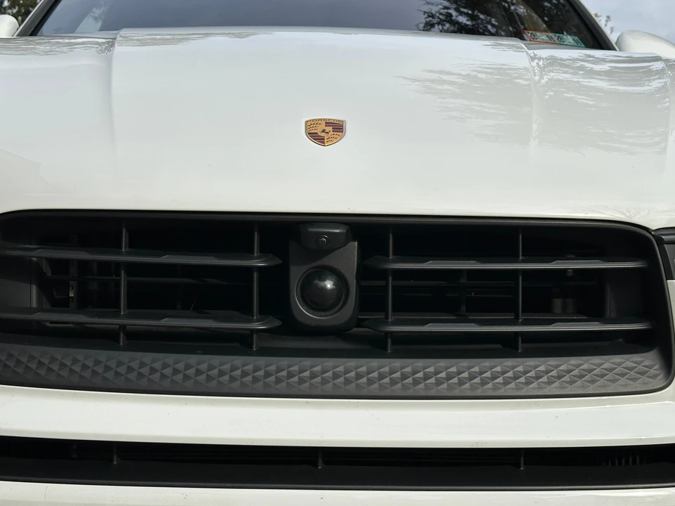2024 Porsche Macan S - Image 25 of 31