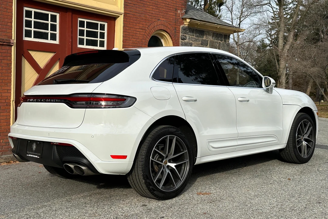 2024 Porsche Macan S - Image 4 of 31