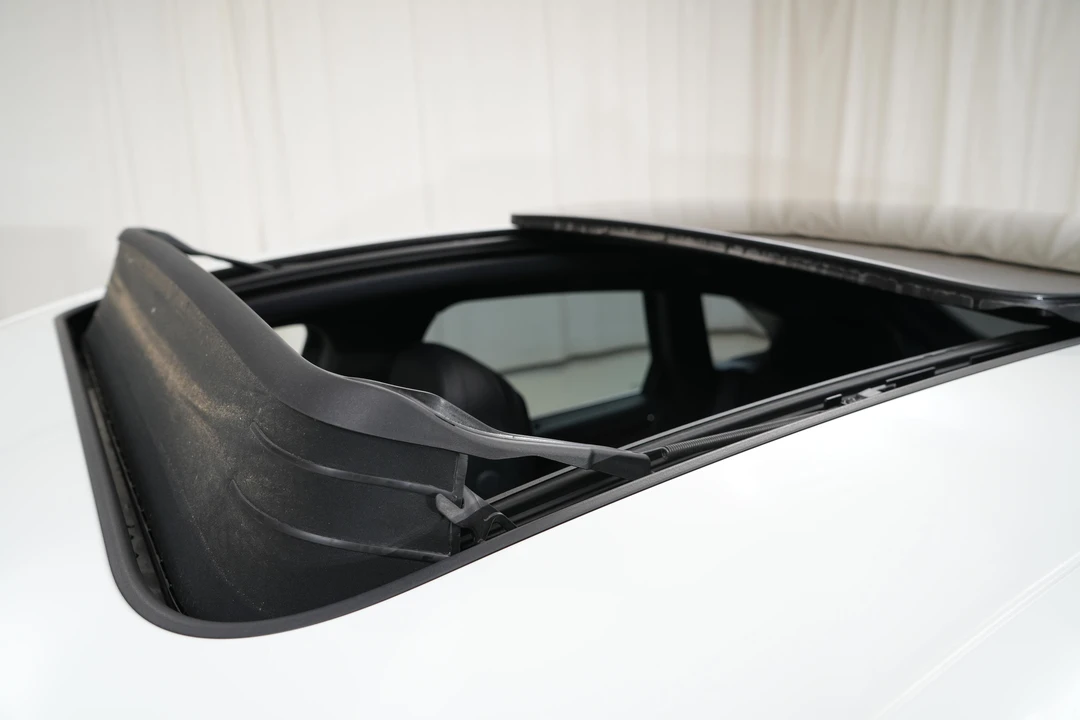 2024 Porsche Macan S - Image 30 of 31