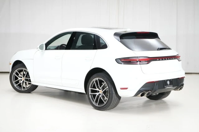 2024 Porsche Macan S - Image 17 of 21