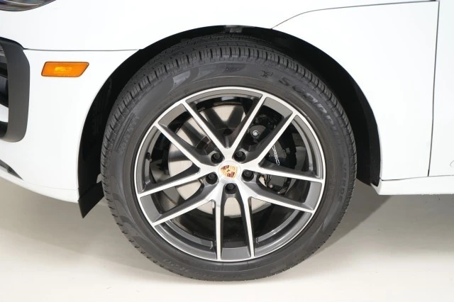 2024 Porsche Macan S - Image 20 of 21