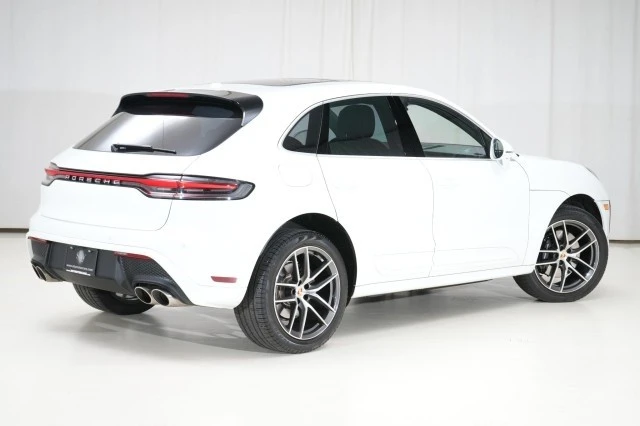 2024 Porsche Macan S - Image 11 of 21