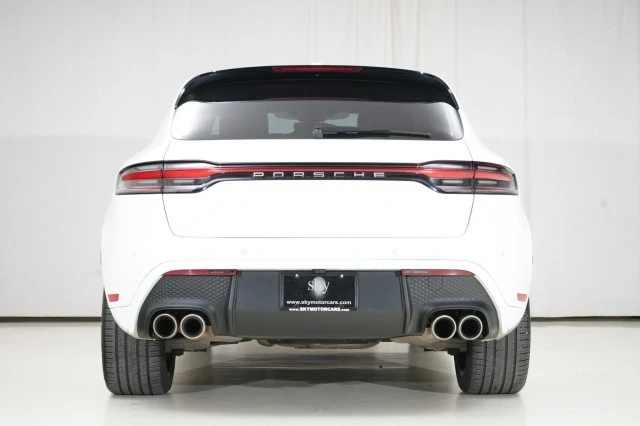 2024 Porsche Macan S - Image 15 of 21