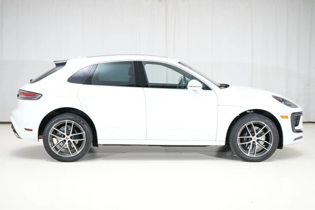 2024 Porsche Macan S - Image 10 of 21