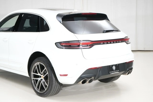 2024 Porsche Macan S - Image 16 of 21