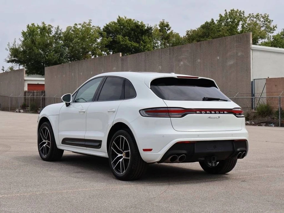 2024 Porsche Macan S - Image 3 of 4
