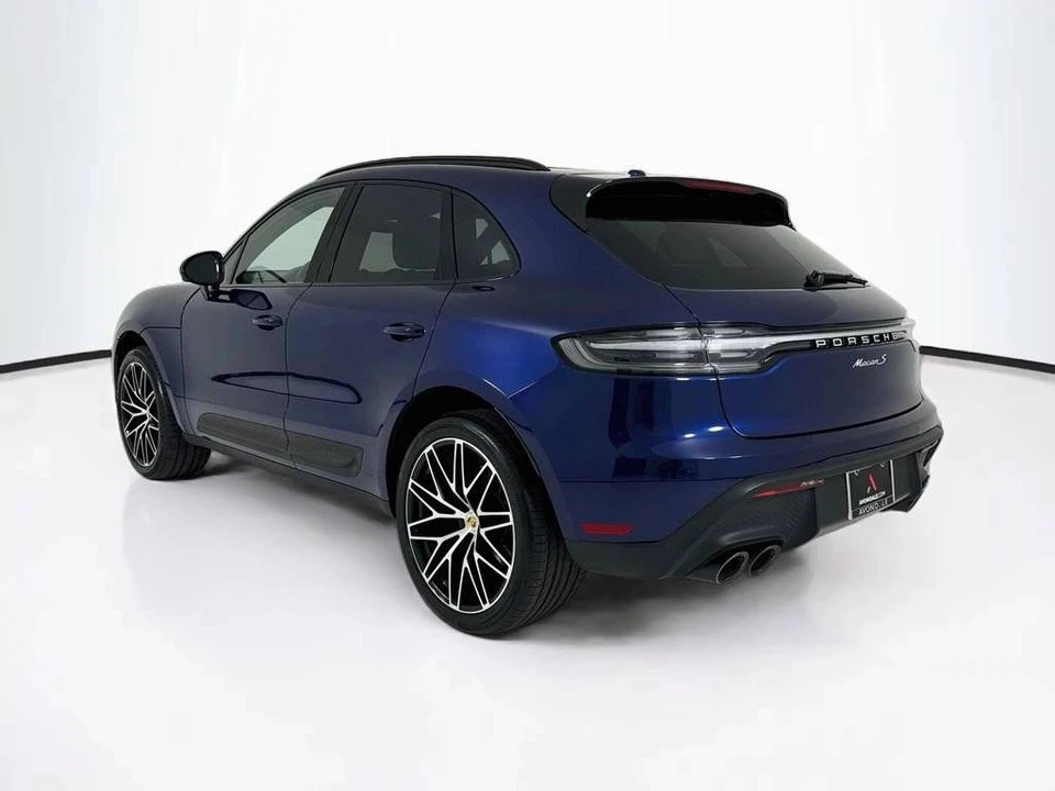 2024 Porsche Macan S - Image 3 of 4