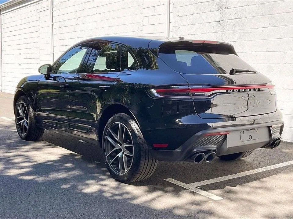 2024 Porsche Macan S - Image 3 of 4