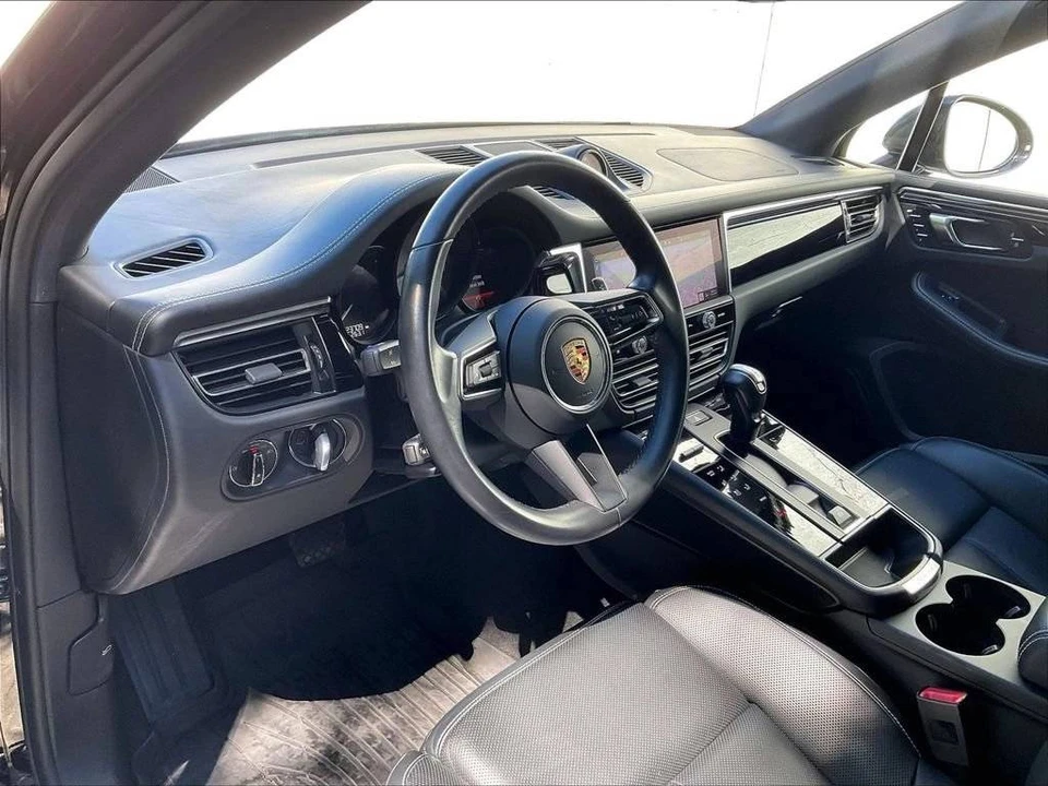 2024 Porsche Macan S - Image 4 of 4