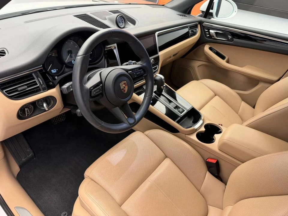 2024 Porsche Macan S - Image 4 of 4