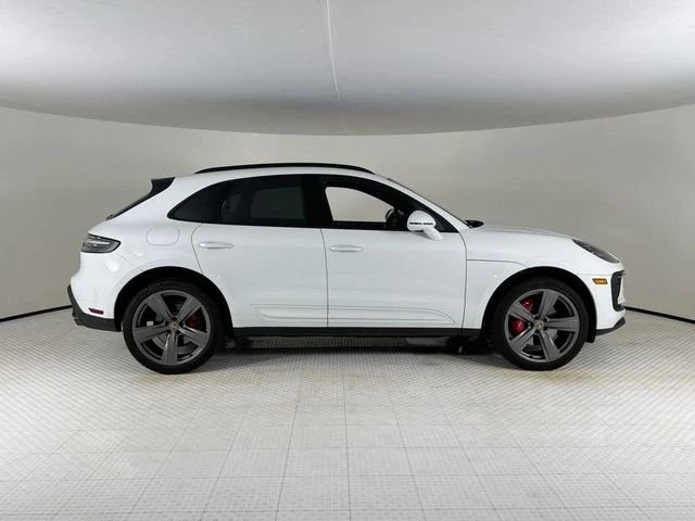 2024 Porsche Macan S - Image 8 of 20