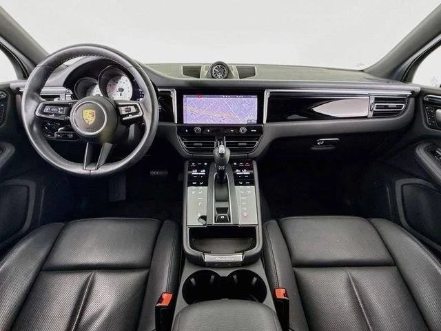 2024 Porsche Macan S - Image 11 of 20