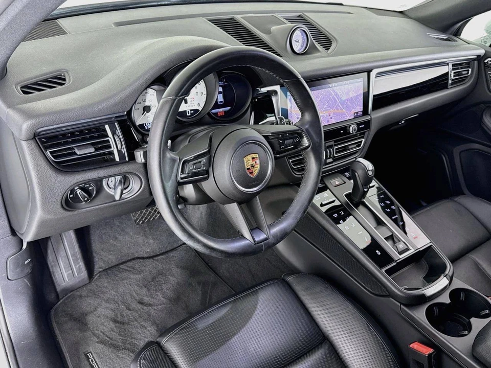 2024 Porsche Macan S - Image 4 of 4