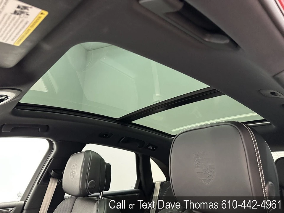 2024 Porsche Macan S - Image 18 of 24