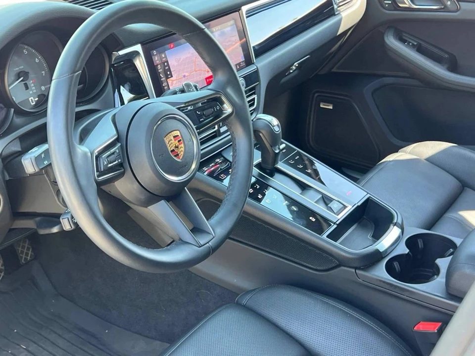 2024 Porsche Macan S - Image 4 of 4