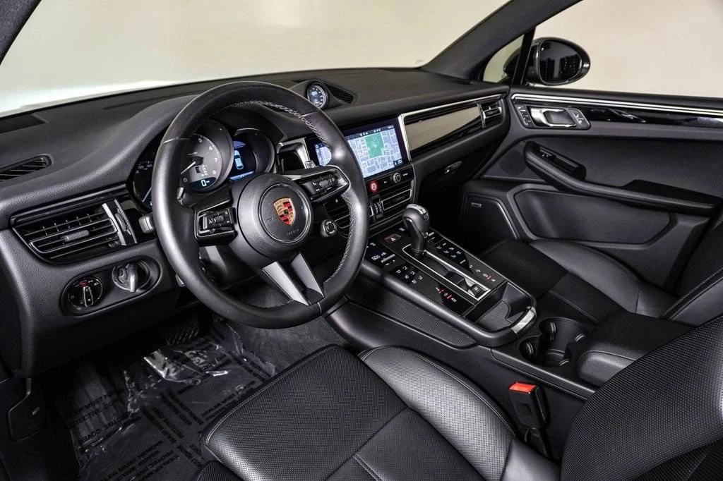 2024 Porsche Macan S - Image 4 of 4