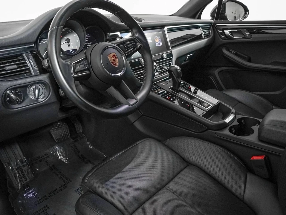 2024 Porsche Macan S - Image 4 of 4