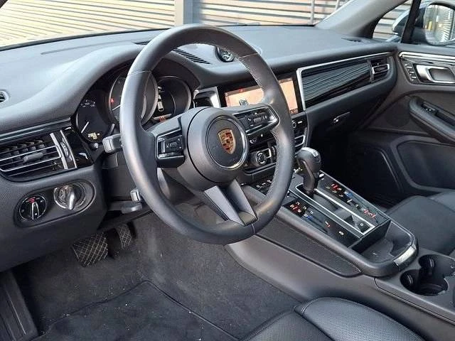 2024 Porsche Macan S - Image 4 of 4
