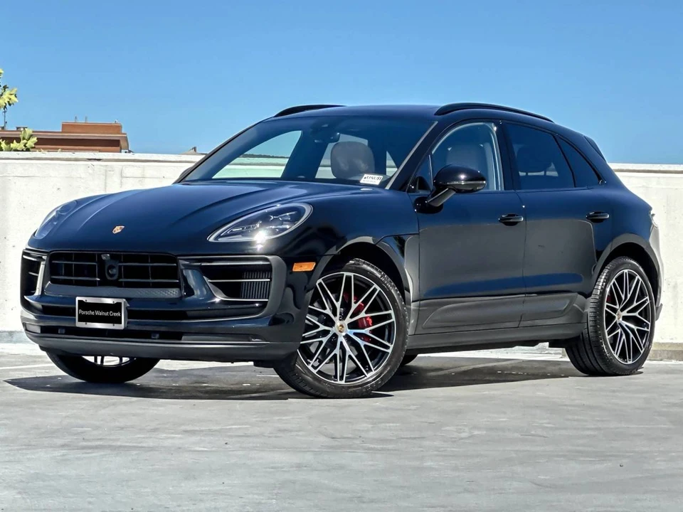 2024 Porsche Macan S - Image 2 of 4