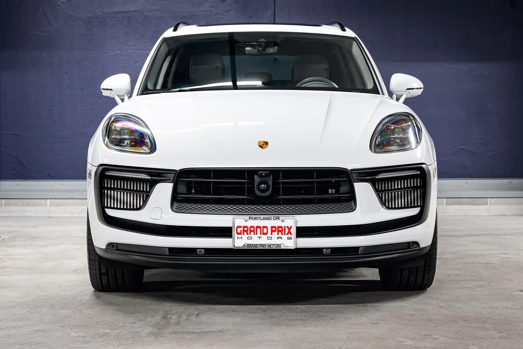 2024 Porsche Macan S - Image 5 of 31