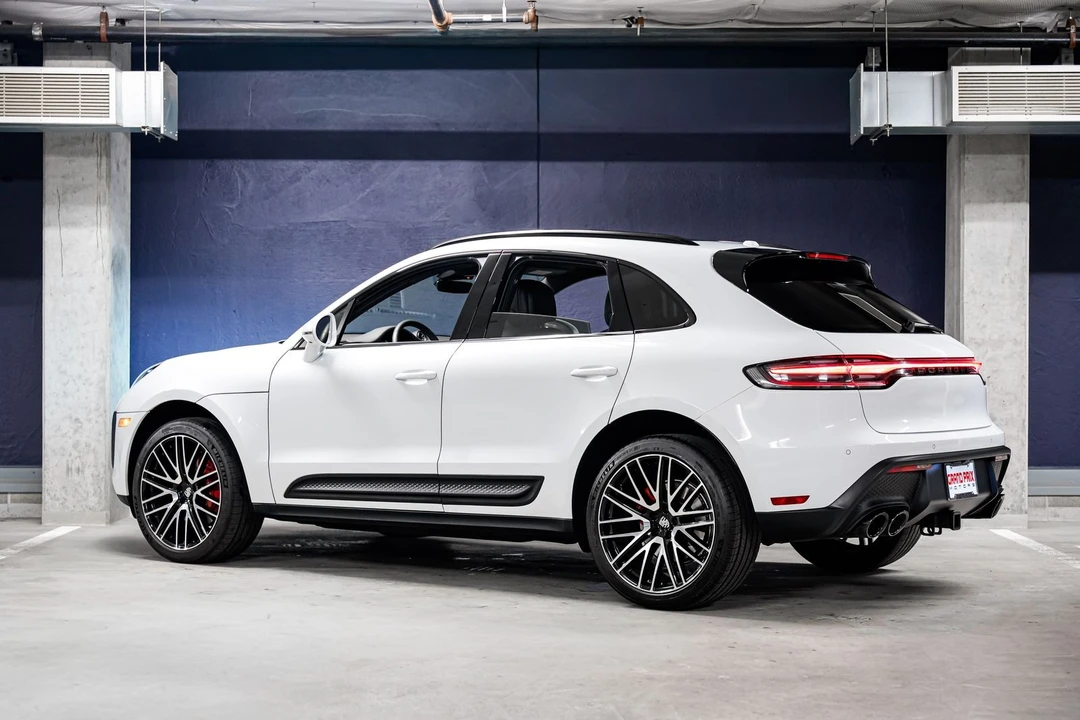 2024 Porsche Macan S - Image 8 of 31