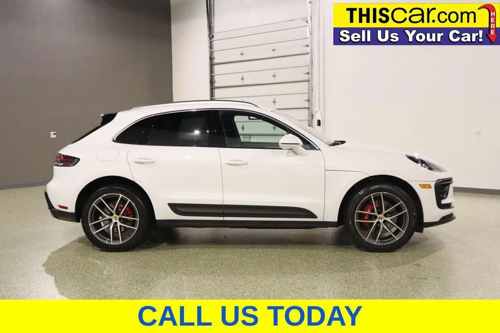 2024 Porsche Macan S - Image 10 of 31