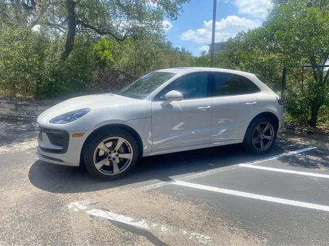 2024 Porsche Macan Sport Utility 4D