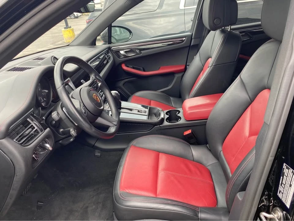 2024 Porsche Macan - Image 7 of 12