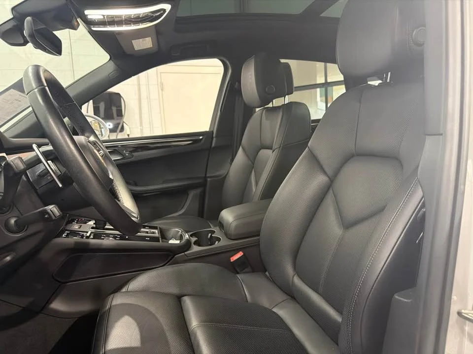 2024 Porsche Macan - Image 5 of 18