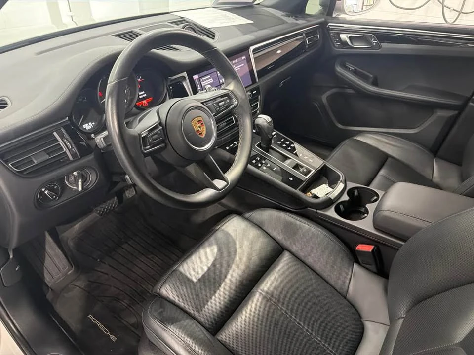 2024 Porsche Macan - Image 4 of 18