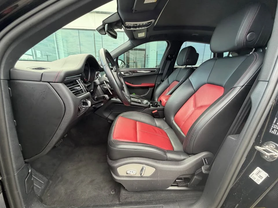 2024 Porsche Macan - Image 7 of 9