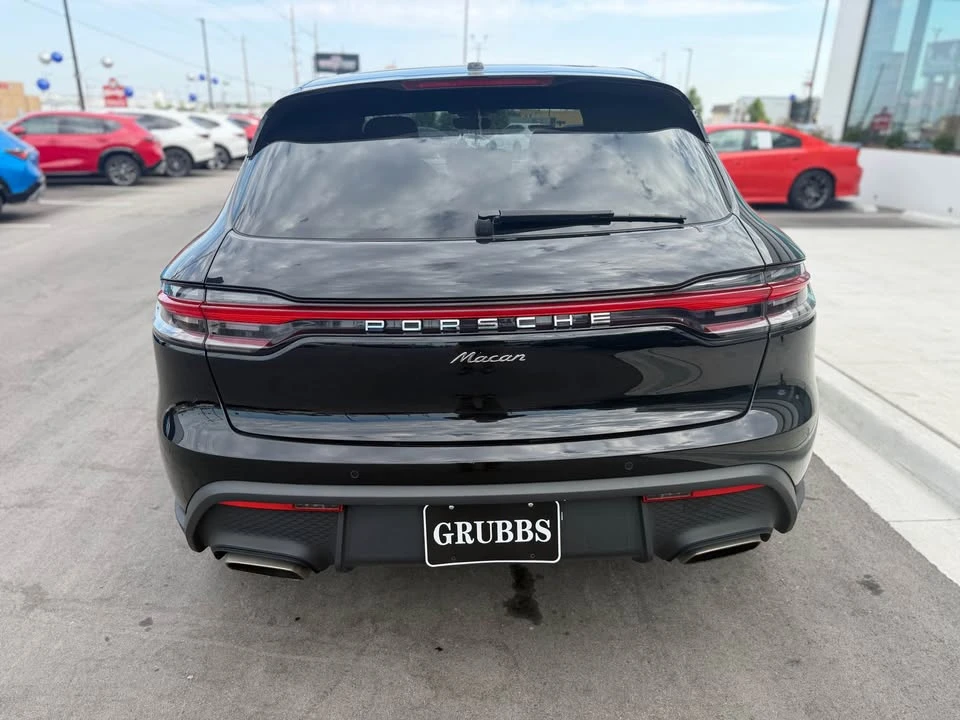 2024 Porsche Macan - Image 4 of 9