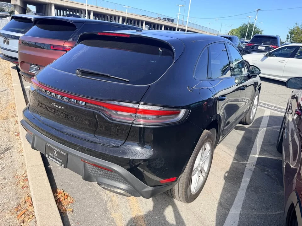 2024 Porsche Macan - Image 5 of 5