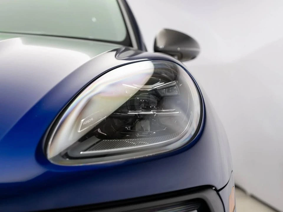 2024 Porsche Macan T - Image 9 of 20