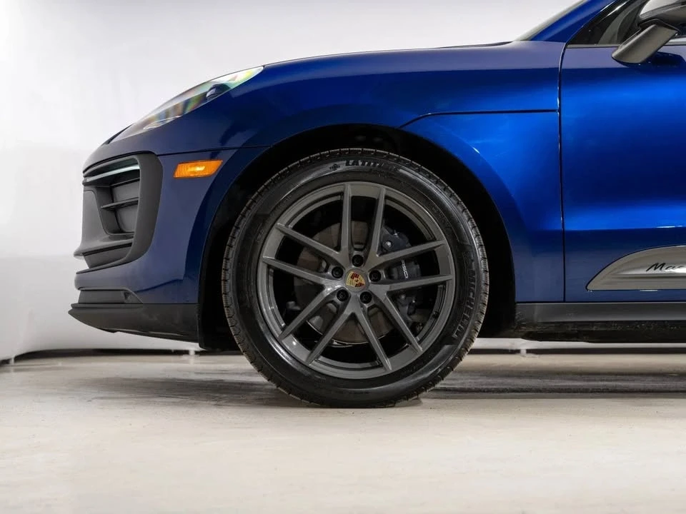 2024 Porsche Macan T - Image 12 of 20