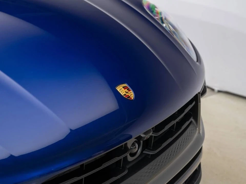 2024 Porsche Macan T - Image 7 of 20