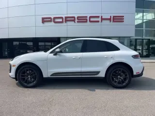 2024 Porsche Macan T - Image 2 of 4