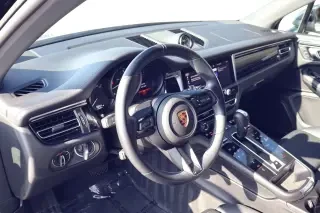 2024 Porsche Macan T - Image 4 of 4