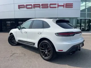 2024 Porsche Macan T - Image 3 of 4